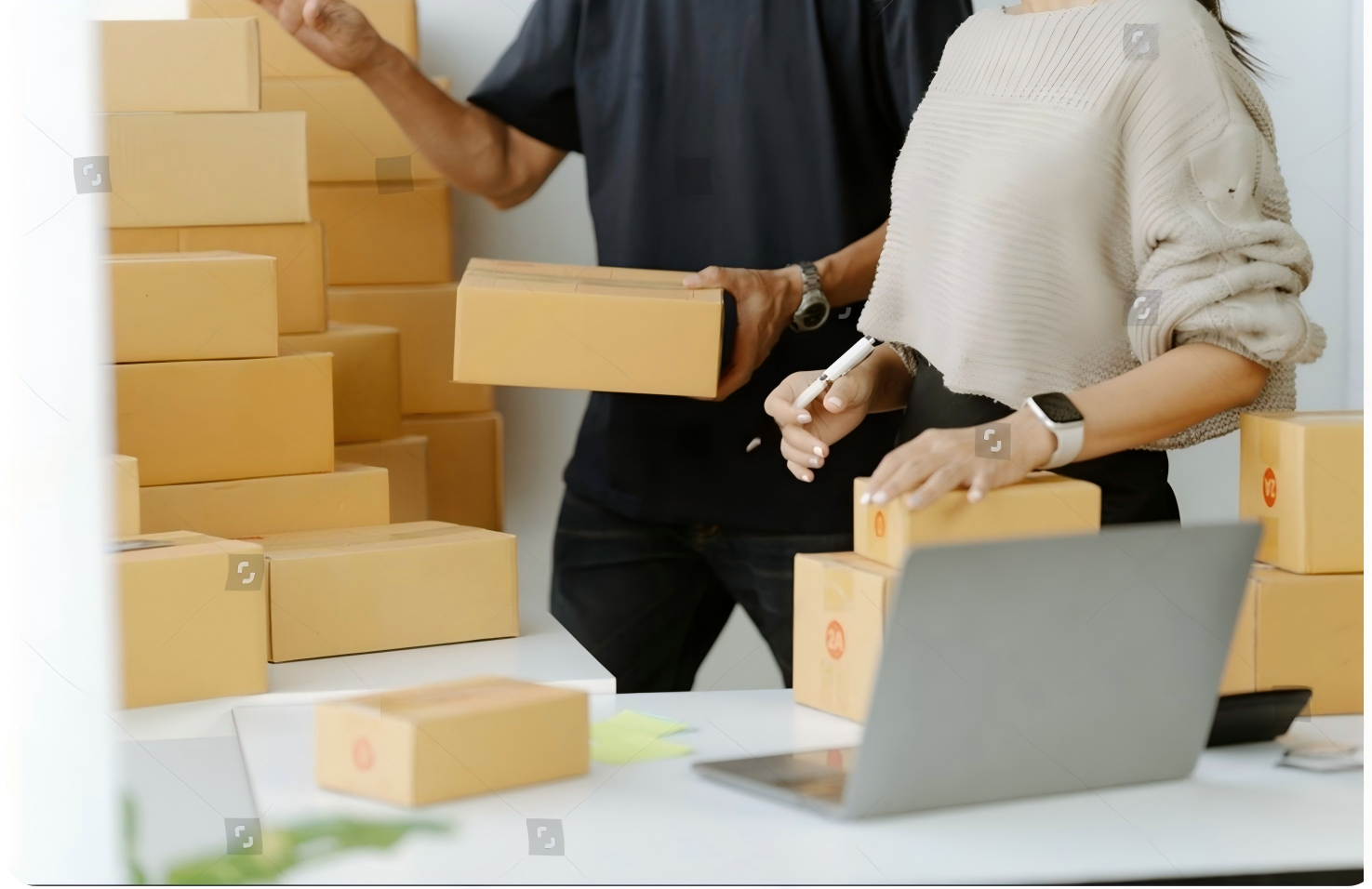 project-sourcing-vs-dropshipping-platforms